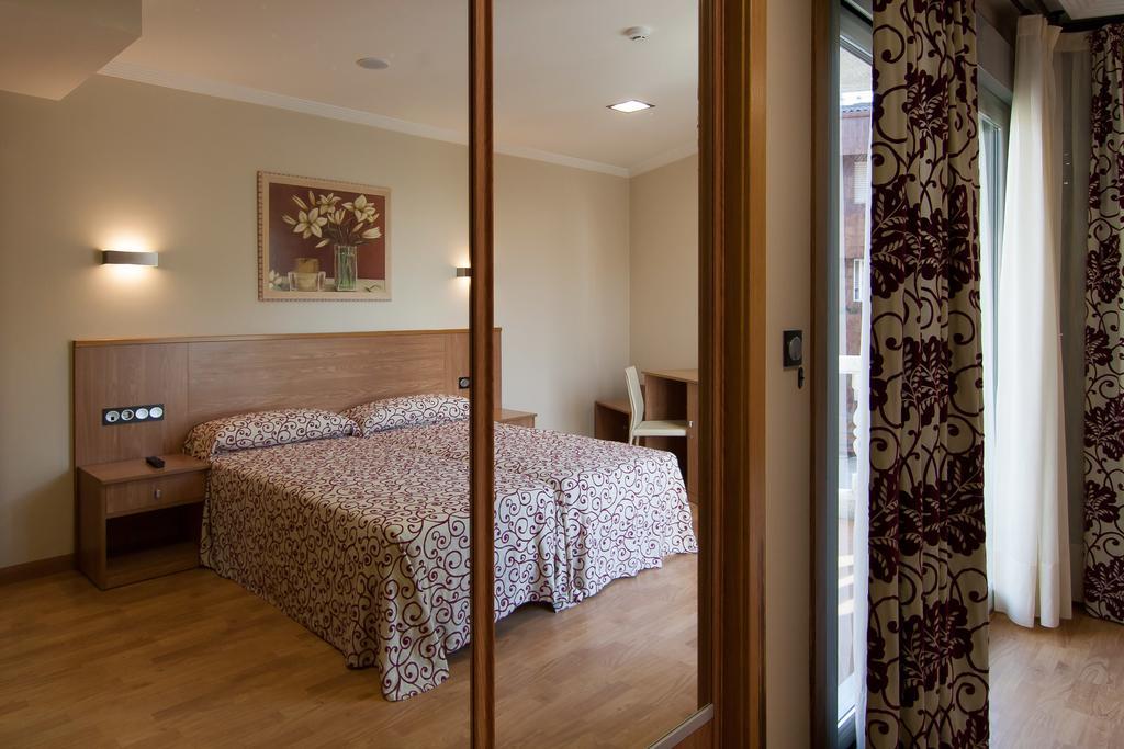 Hotel Pontus Veteris à Sanxenxo Extérieur photo